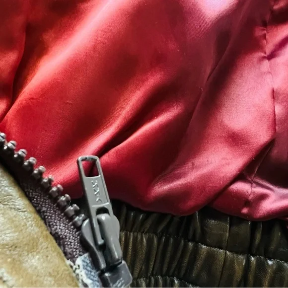 Rare Authentic Vintage Raccoon Fur Leather Bomber Made in the USA - Picture 5 of 15